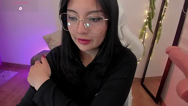 Snapshot of Hannya_moon chatting on 05-05-26, 06:49 Hannya moon online show from 05-05-26, 06:49