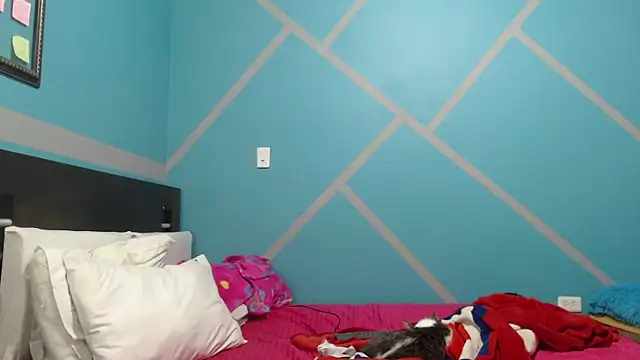 Nanna and Balder online show from 09-26-25, 03:43