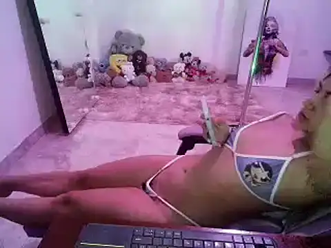 Snapshot of mandy_berrys chatting on 03-25-26, 06:30 mandy berrys online show from 03-25-26, 06:30