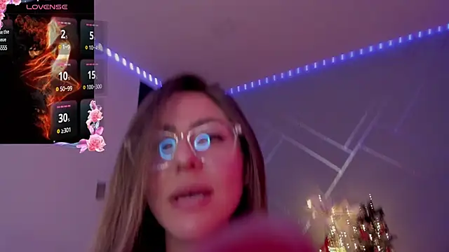 Ich Bin Julia online show from 12-28-24, 08:04