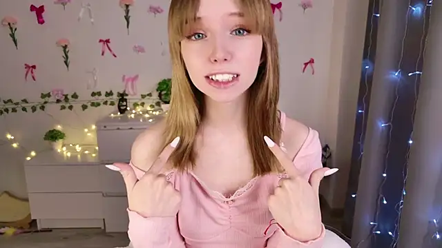 Snapshot of b4by_LoL1 chatting on 03-15-25, 02:55 b4by LoL1 online show from 03-15-25, 02:55