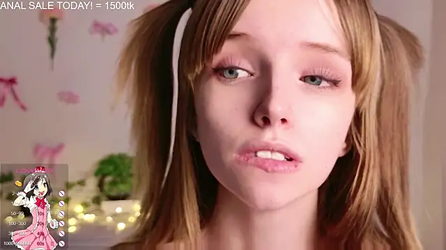 Snapshot of b4by_LoL1 chatting on 03-16-25, 09:58 b4by LoL1 online show from 03-16-25, 09:58