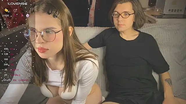 Snapshot of passiondesire_ chatting on 02-22-25, 09:04 passiondesire online show from 02-22-25, 09:04