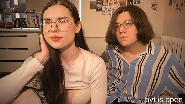 Snapshot of passiondesire_ chatting on 03-21-26, 08:41 passiondesire online show from 03-21-26, 08:41