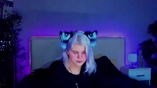 JoannLowe online show from 01-30-25, 12:18