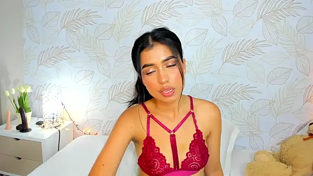 Snapshot of TianaReedd chatting on 12-14-24, 03:04 TianaReedd online show from 12-14-24, 03:04