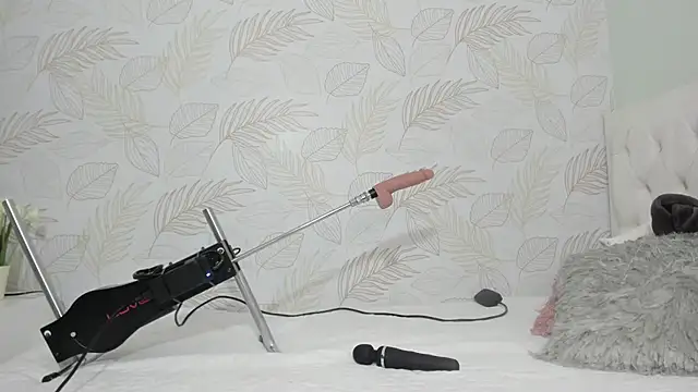 Snapshot of TianaReedd chatting on 01-16-25, 12:31 TianaReedd online show from 01-16-25, 12:31