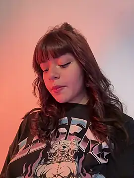 Snapshot of Ashley_Chriss chatting on 12-29-24, 04:16 Ashley Chriss online show from 12-29-24, 04:16