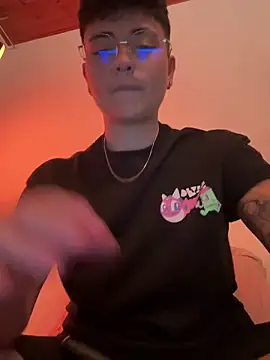 Snapshot of Ashley_Chriss chatting on 01-12-25, 07:11 Ashley Chriss online show from 01-12-25, 07:11