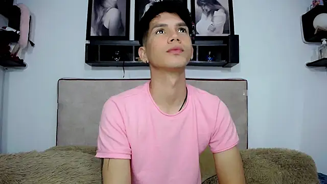 Tayson Rivers online show from 12-12-24, 05:52