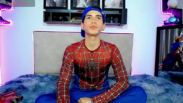 Tayson Rivers online show from 12-27-24, 09:54