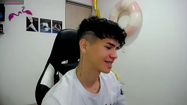 Tayson Rivers online show from 09-22-25, 01:29