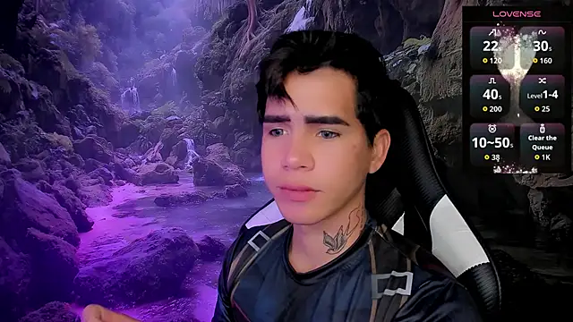 Snapshot of Tayson_Rivers chatting on 02-23-26, 10:40 Tayson Rivers online show from 02-23-26, 10:40