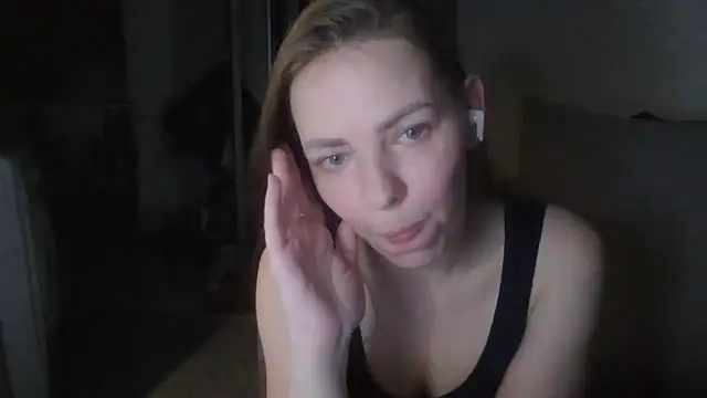 AnnaDiamond1 online show from 03-29-26, 12:21