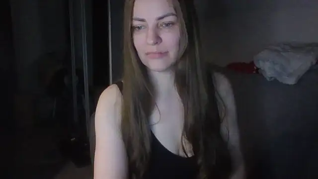 AnnaDiamond1 online show from 04-17-26, 09:51