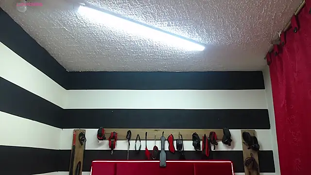 Marian Ran online show from 10-23-25, 03:17