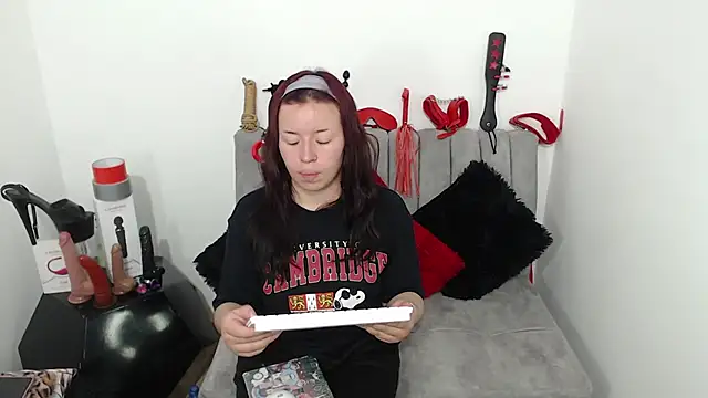 Marian Ran online show from 11-15-25, 03:04