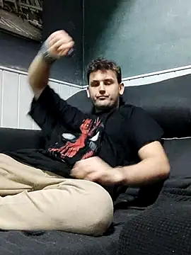 Snapshot of TheKing966 chatting on 02-24-25, 07:30 TheKing966 online show from 02-24-25, 07:30