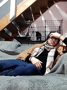 Snapshot of TheKing966 chatting on 02-02-26, 07:45 TheKing966 online show from 02-02-26, 07:45