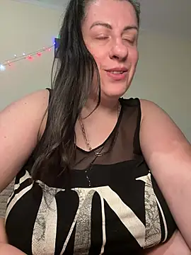 Evelinia online show from 03-28-26, 04:17