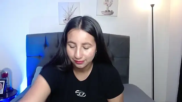 ailyn miranda online show from 12-17-25, 07:53