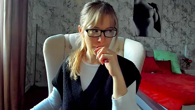 foxy blond online show from 03-20-26, 12:26