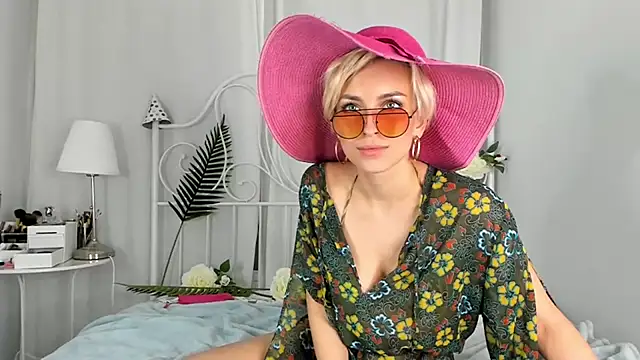 SakuFox online show from 02-02-25, 04:15