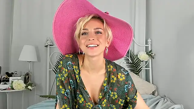 SakuFox online show from 02-22-25, 03:34