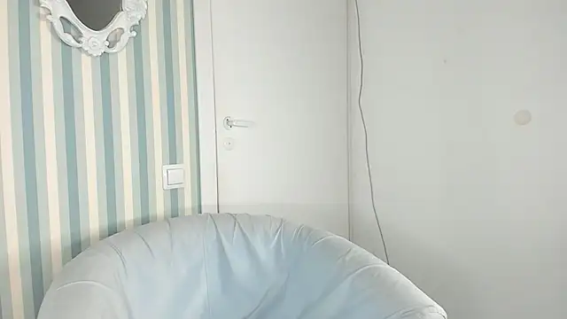 SakuFox online show from 03-19-25, 07:17