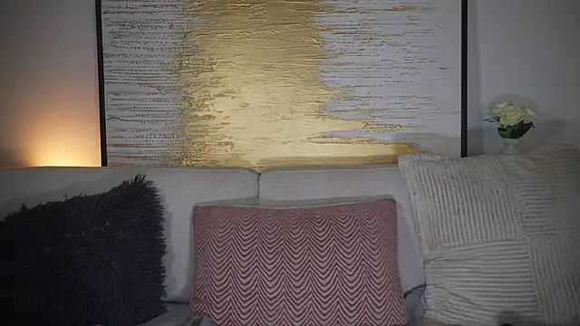 Snapshot of HotBella- chatting on 01-21-25, 09:25 HotBella- online show from 01-21-25, 09:25