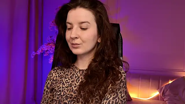 JackieByrd online show from 11-23-25, 01:22