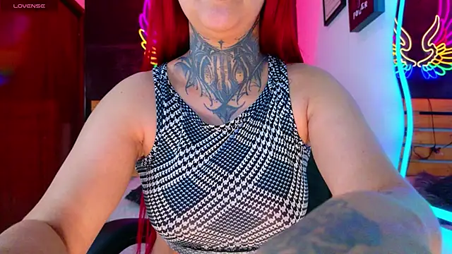 Snapshot of meghan_nill chatting on 04-23-26, 03:08 meghan nill online show from 04-23-26, 03:08