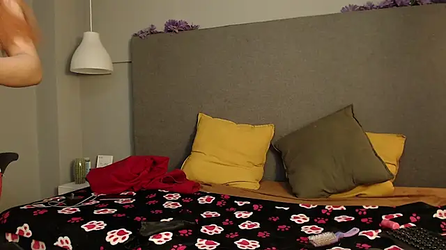 Poison luna online show from 02-12-25, 07:56