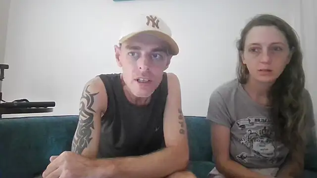 Snapshot of SweetSexySub chatting on 10-25-25, 10:56 SweetSexySub online show from 10-25-25, 10:56