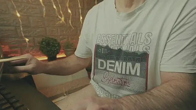 alex-volo online show from 12-14-25, 02:06