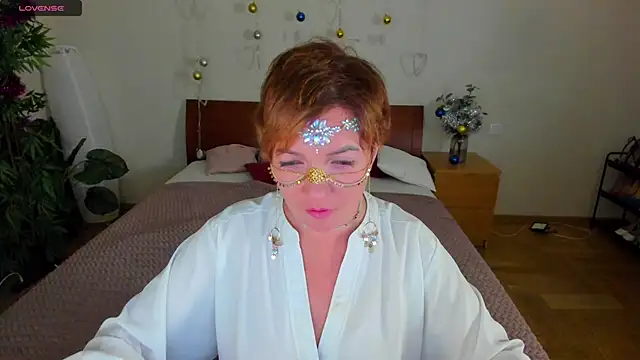 Katherine Fox online show from 01-08-25, 03:50