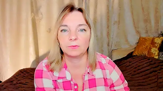 Regina  blue online show from 10-27-25, 03:16