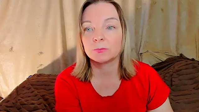 Snapshot of Regina__blue chatting on 03-22-26, 07:28 Regina blue online show from 03-22-26, 07:28