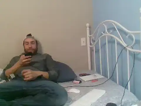 Snapshot of SmokingSloth chatting on 02-01-25, 11:06 SmokingSloth online show from 02-01-25, 11:06