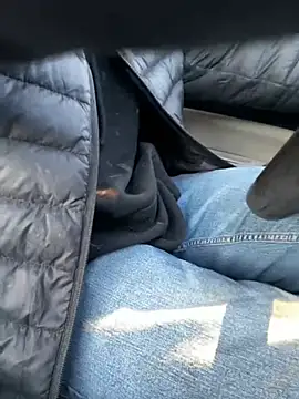 Snapshot of SmokingSloth chatting on 02-21-25, 01:22 SmokingSloth online show from 02-21-25, 01:22