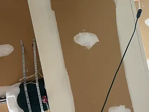 Snapshot of SmokingSloth chatting on 03-23-25, 02:37 SmokingSloth online show from 03-23-25, 02:37