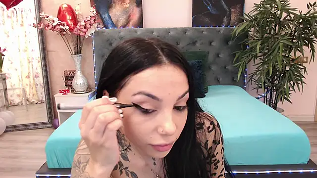 MissJuliax online show from 03-04-25, 06:47