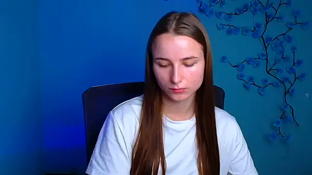 Eva Janee online show from 07-22-26, 05:43