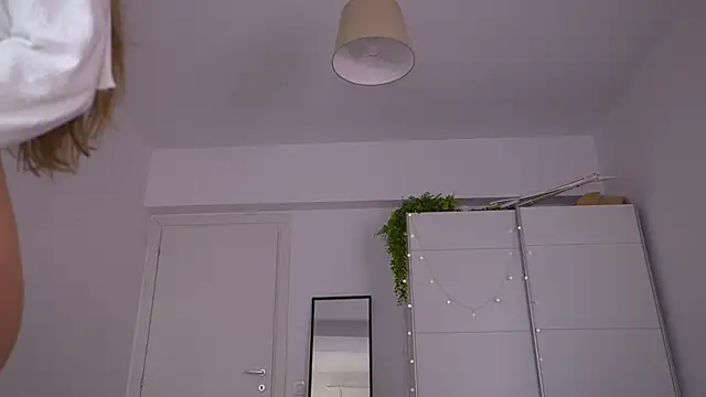 Snapshot of FazeyJ_ chatting on 11-22-25, 07:40 FazeyJ online show from 11-22-25, 07:40