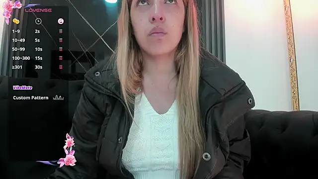 EvaaLovia1 online show from 11-03-25, 02:18