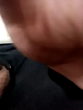 Snapshot of japo56 chatting on 11-28-25, 10:01 japo56 online show from 11-28-25, 10:01