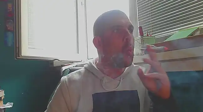 YouWantMe666 online show from 02-13-25, 09:51