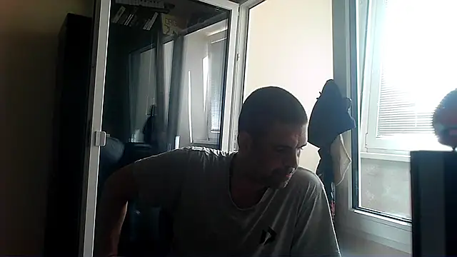 YouWantMe666 online show from 07-28-26, 02:13