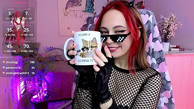 Snapshot of Carolina_Leep chatting on 02-26-25, 03:19 Carolina Leep online show from 02-26-25, 03:19