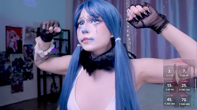 Snapshot of Carolina_Leep chatting on 09-15-25, 04:40 Carolina Leep online show from 09-15-25, 04:40